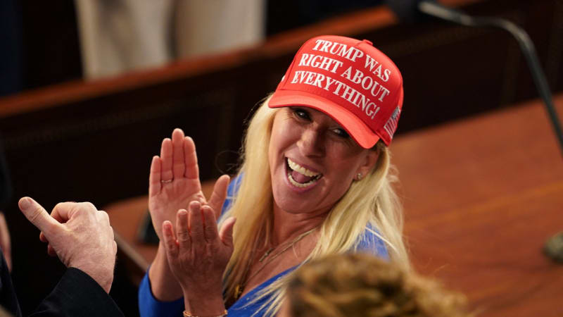 Z fanatičky MAGA zrádkyní. Kongres kvůli kauze Epstein opouští Trumpova největší fanynka