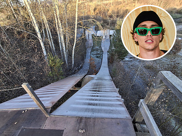 Influencer má závodiště v Českém krasu. Černá stavba na večírky, kritizuje starosta