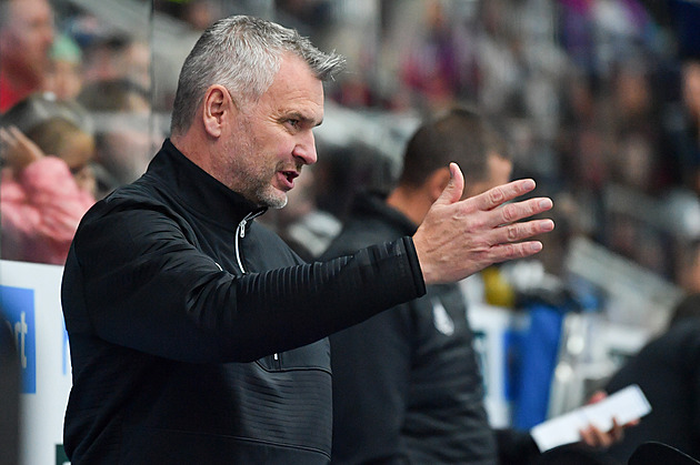 Selhání, průšvih, roztržitost. Důležitý zápas Kladno kuriózně ztratilo, trenér se čílil