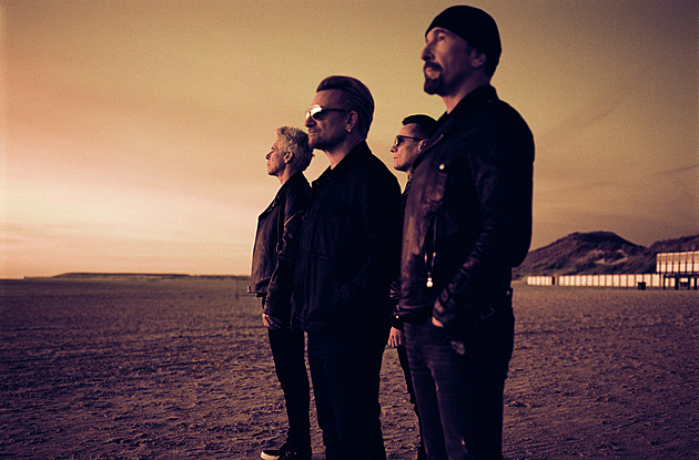 Přiznejme si, že tato doba je šílená, vzkázali U2 a nečekaně vydali nové písně