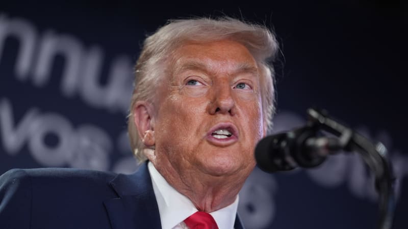 Jaké možnosti má Trump při řešení napětí v Íránu? Existuje několik scénářů