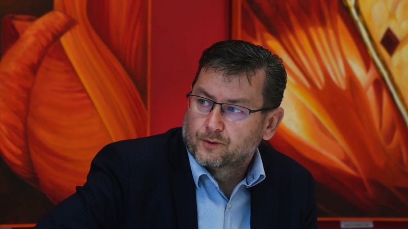 Korupční fotbalová aféra? Rezignovat nehodlám, prohlásil obviněný primátor Karviné