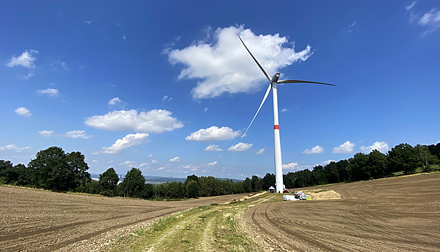 Konec projektu největšího českého větrného parku v Ralsku. Slabý vítr, zdůvodnil ČEZ