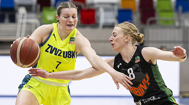 USK vykročil za šestnáctým titulem v řadě. Žabiny se držely jen v první půli