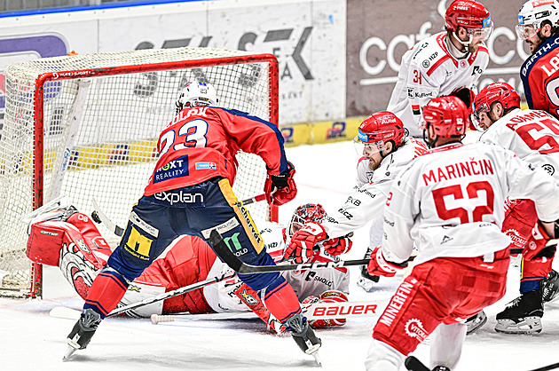 Dominují, rozhodují. Třinec si musí položit otázku: Jak zastavit Sedláka s Červenkou?