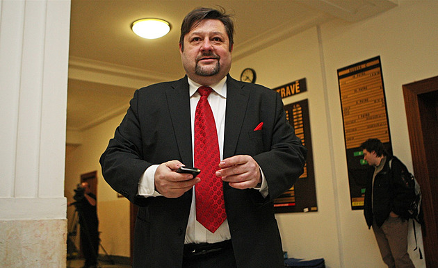 Nejvyšší soud odmítl dovolání exposlance Wolfa, který se roky skrýval v Paraguayi