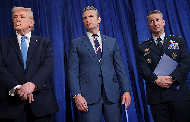 Trumpova vláda zatím nepočítá s tím, že nechá Kongres hlasovat o válce s Íránem