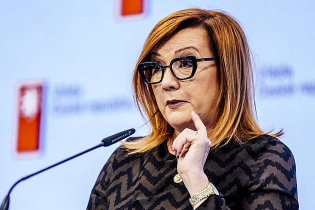 Kompetenční žaloba prezidenta? Je to hloupost a ostuda, řekla Schillerová