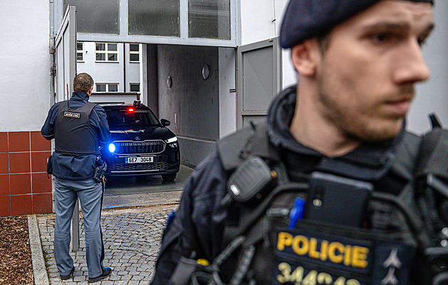 Policie zadržela dalšího cizince kvůli žhářskému útoku v Pardubicích