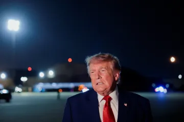 Trump odmítá, že by lidé v Air Force One byli na cestě z Ankary v nebezpečí