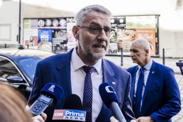 Dohodli jsme navýšení peněz pro kyberbezpečnost, řekl Metnar po jednání o rozpočtu