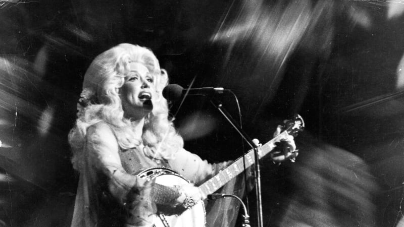 Zemřela hudební legenda Dolly Parton. Autorce slavných hitů bylo 80 let